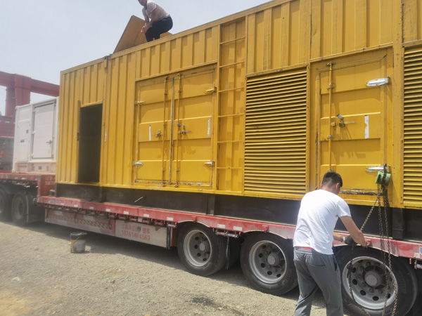 柏乡发电机出租100KW发电机需要什么规格的电缆线？