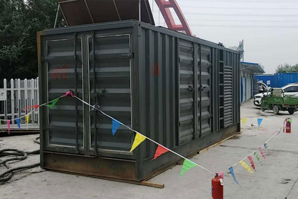 柏乡发电机租赁空气滤清器多久更换一次？