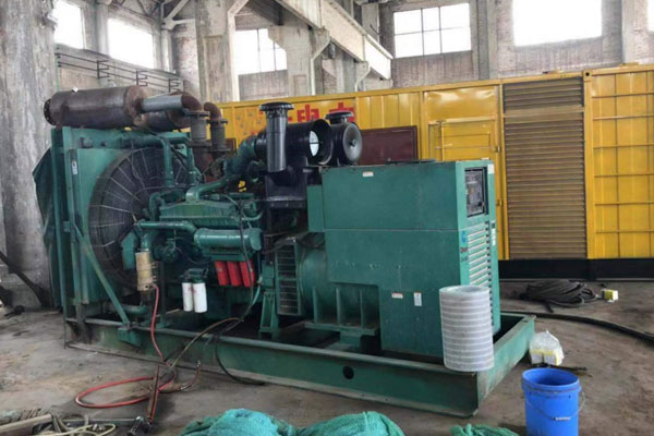 柏乡发电机组的空气滤清器应该如何保养？